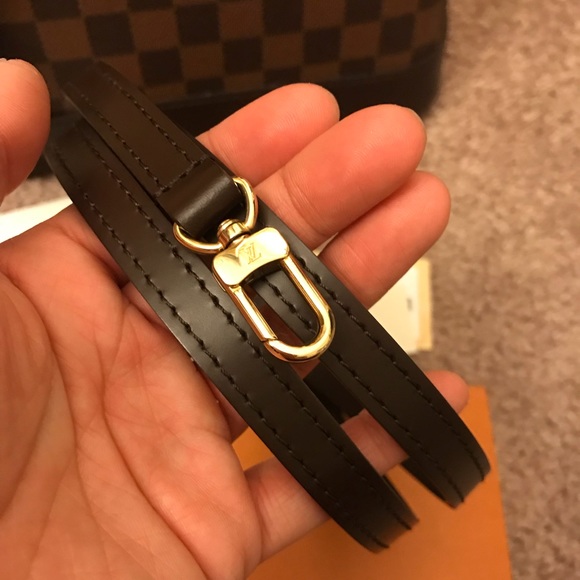🔴SOLD🔴Authentic! Louis Vuitton Alma BB in Damier - Picture 5 of 8